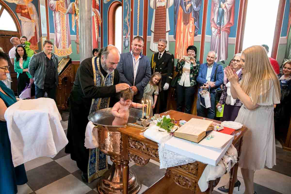 Фотозаснемане на кръщение