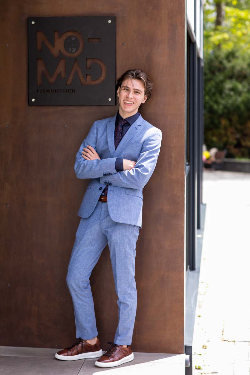 Индивидуално фотозаснемане за абитуриенти