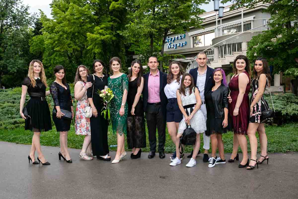 Заснемане на абсолвентски бал