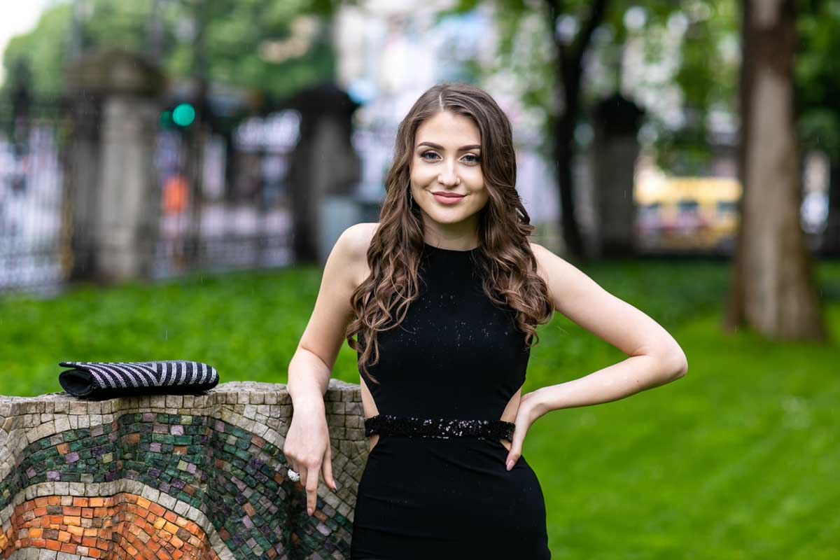 Заснемане на абсолвентски бал