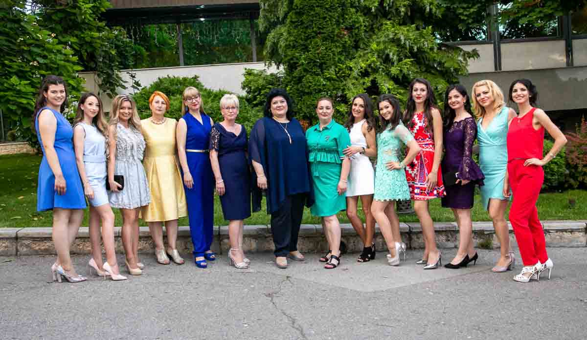 Заснемане на абсолвентски бал